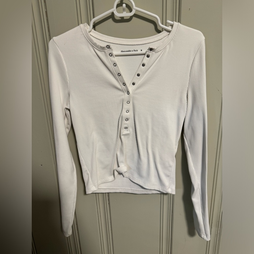Abercrombie Long Sleeve tee